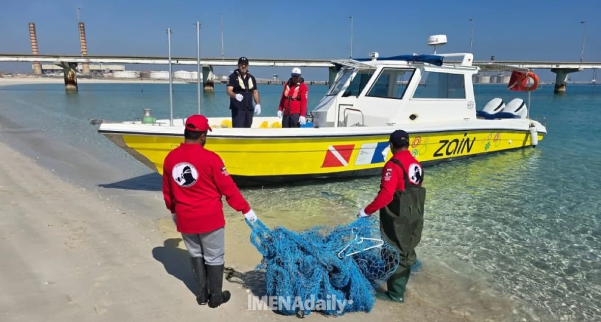 Kuwait Diving Team's Successful Cleanup Effort Removes Five Tons of Marine Debris from Southern Coastlines