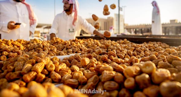 King Salman's Generosity: Saudi Arabia Distributes 700 Tons of Dates to 102 Countries for Ramadan 2025