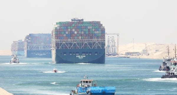 Suez Canal Traffic to Recover by Mid-2025 Amid Gaza Ceasefire, $7B Loss Projected